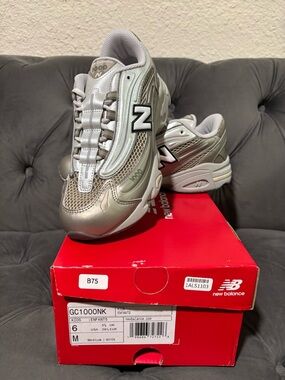 New Balance Silver Metallic Kids Sneakers